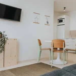 https://arngo-house-center.1costadelsol.com