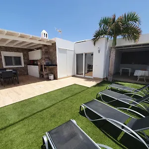 https://bungalow-aries.puertodelcarmen-hotels.org