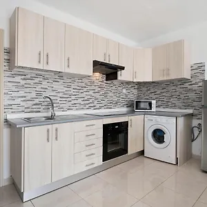 https://happy-beach-apartment.puertodelcarmen-hotels.org